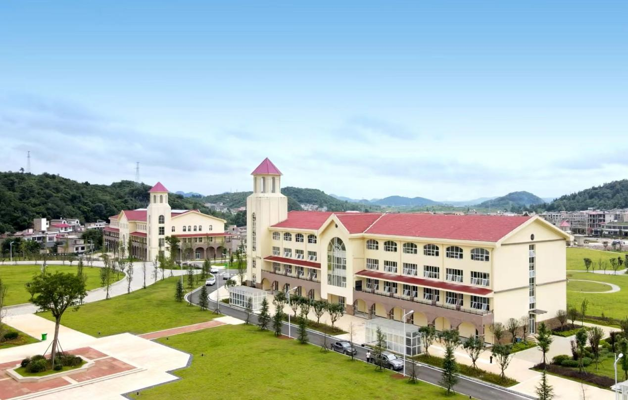 贵州高职院校分类考试招生公益直播丨3月7日贵州民用航空职业学院——德技双修，筑梦蓝天！